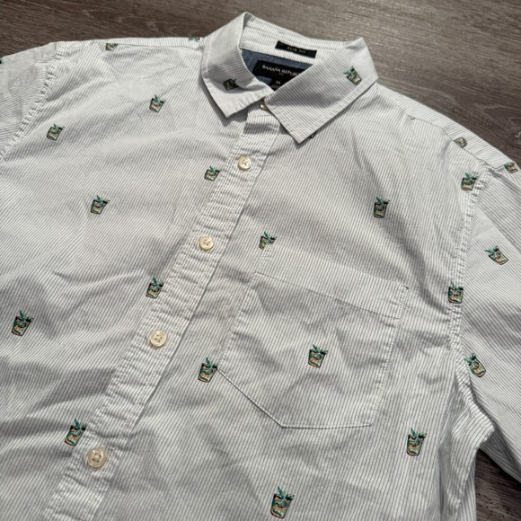 Banana Republic Shirt Mens‎ Medium Button Up Short Sleeve Drink All Over Print - Picture 2 of 8